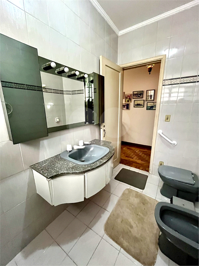 Foto REO1112362