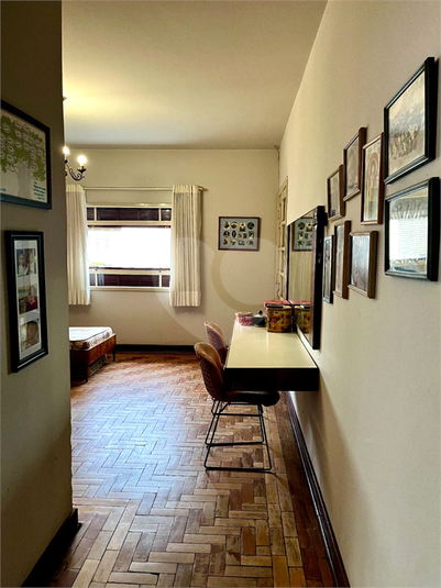Foto REO1112362