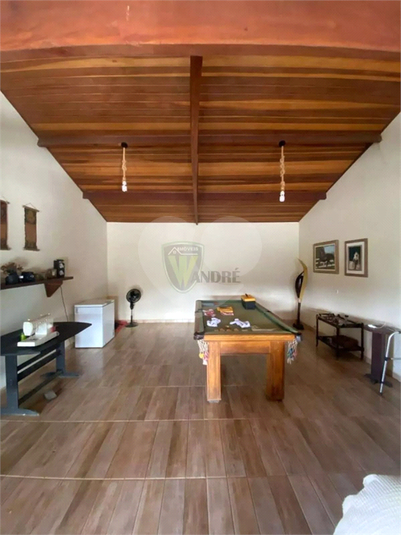 Foto REO1112389