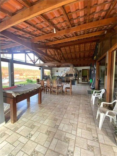 Foto REO1112389
