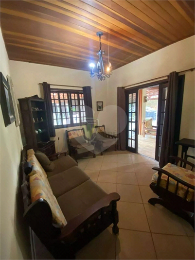 Foto REO1112389
