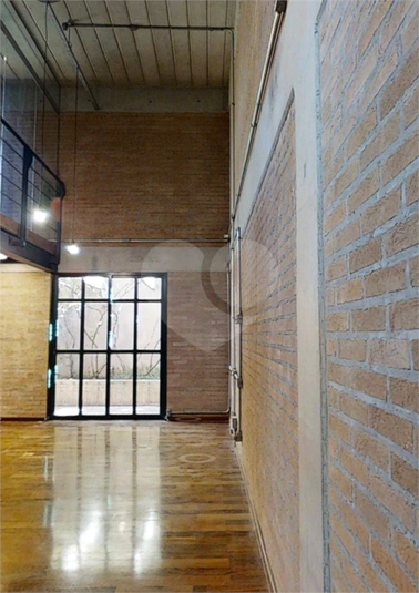 Foto REO1112391