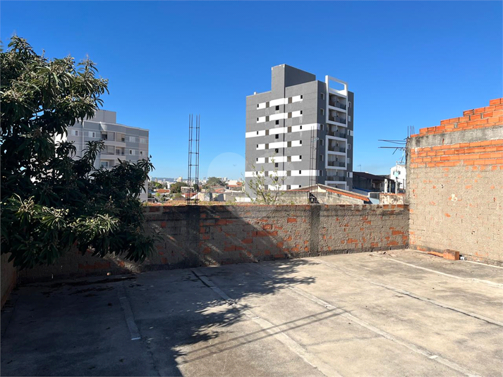 Foto REO1112394