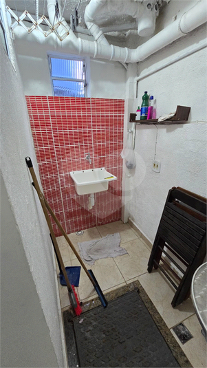 Foto REO1112416