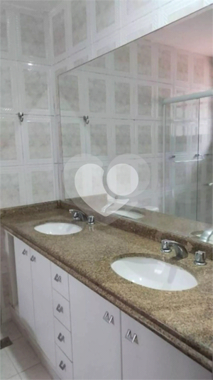 Foto REO1112428