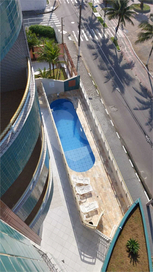 Foto REO1112432