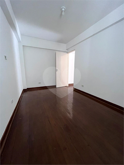 Foto REO1112442