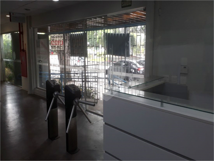 Foto REO1112447
