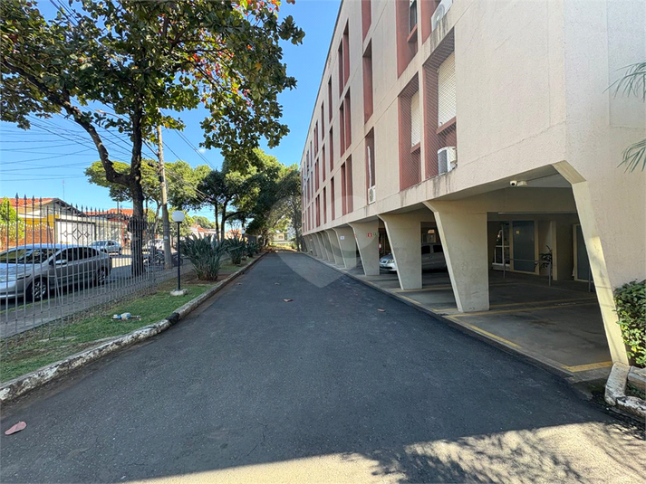 Foto REO1112453