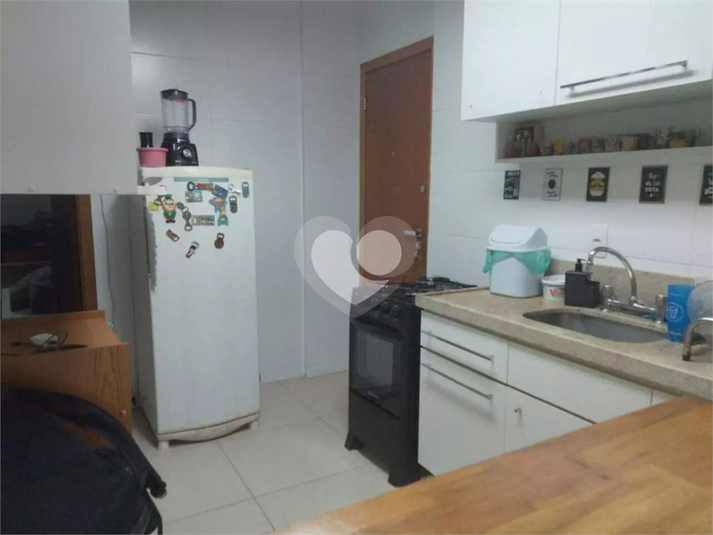 Foto REO1112454