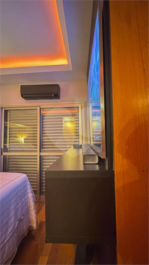 Foto REO1112471