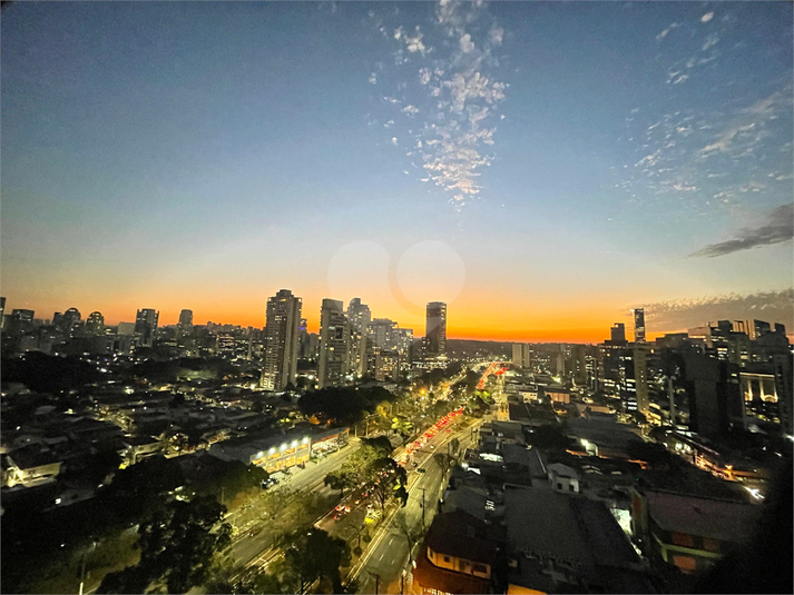 Foto REO1112471