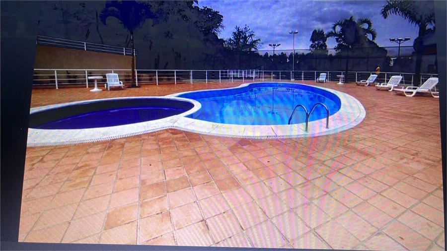 Foto REO1112475