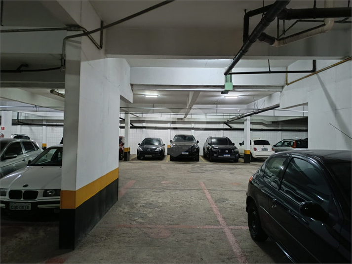 Foto REO1112476