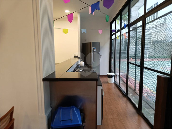 Foto REO1112476