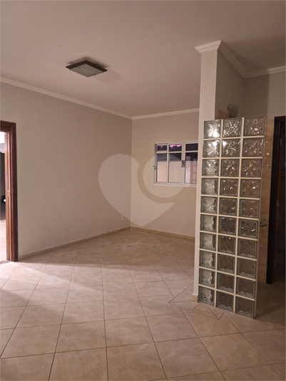 Foto REO1112477