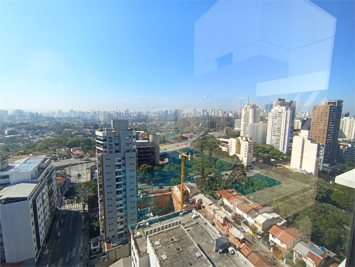 Foto REO1112481