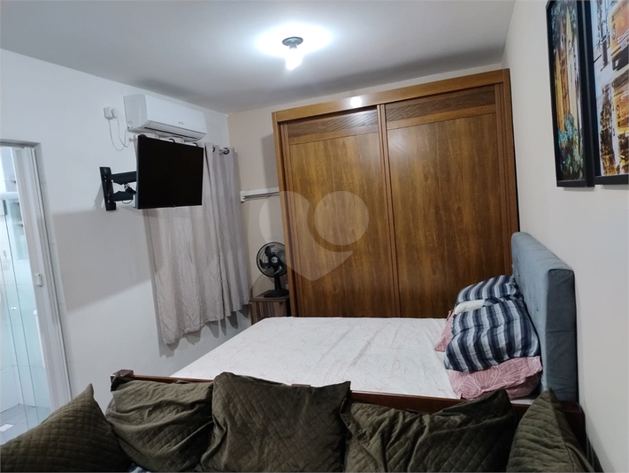 Foto REO1112485