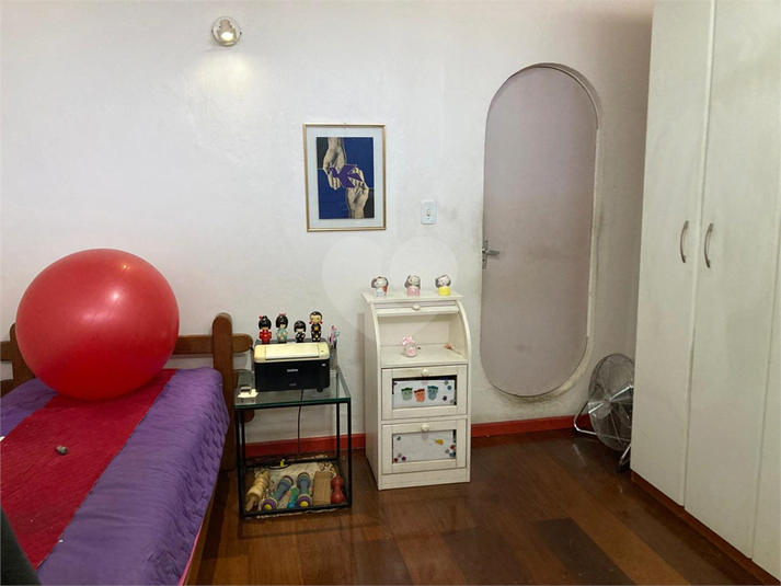 Foto REO1112496