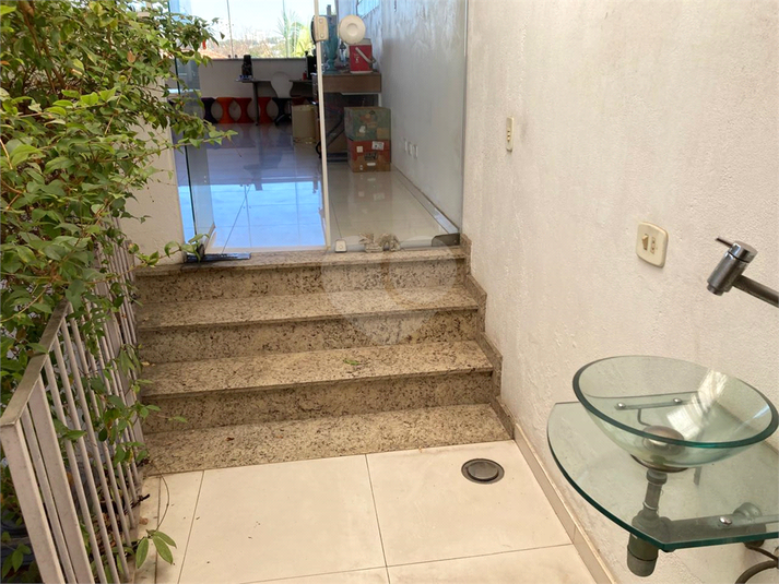 Foto REO1112496