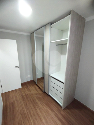Foto REO1112516