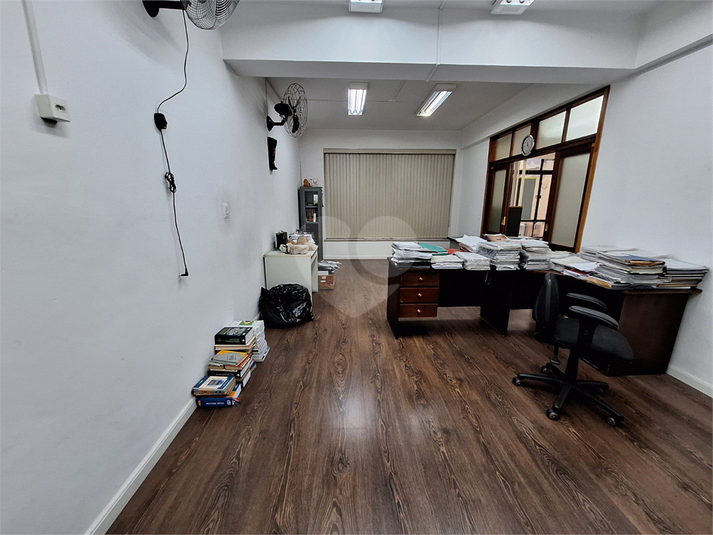 Foto REO1112527
