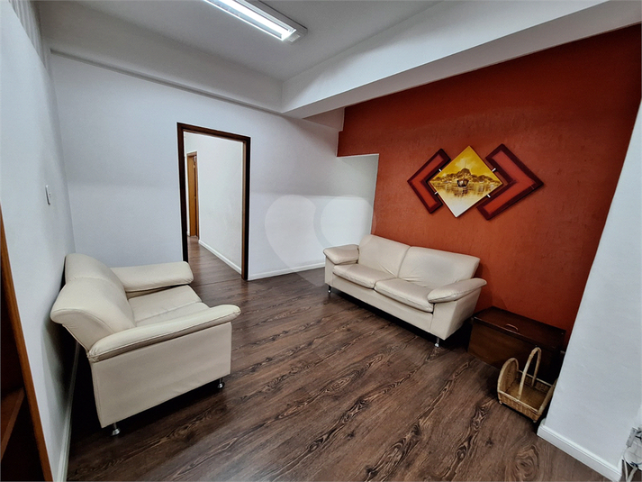 Foto REO1112527