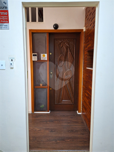 Foto REO1112527