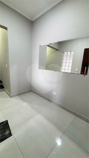 Foto REO1112530