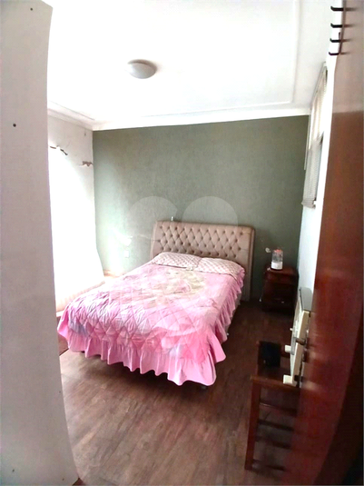 Foto REO1112534