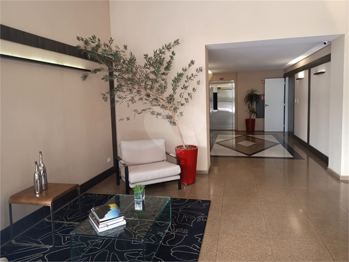 Foto REO1112537