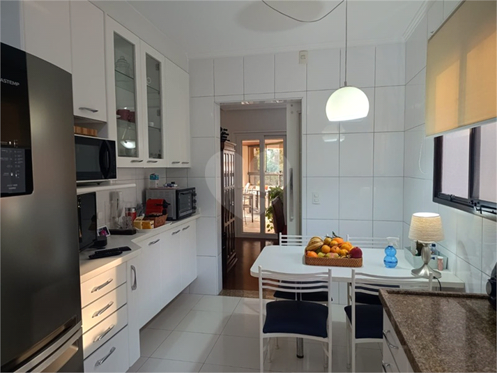 Foto REO1112537