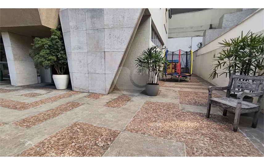 Foto REO1112545