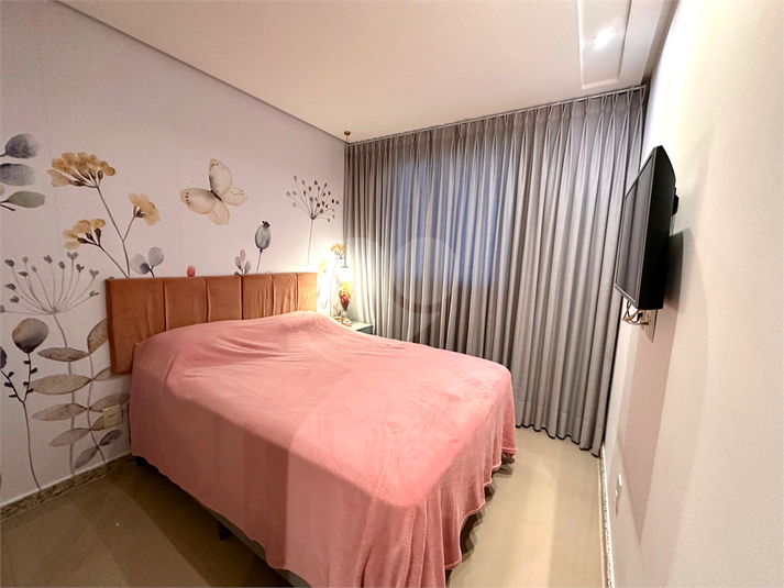 Foto REO1112547