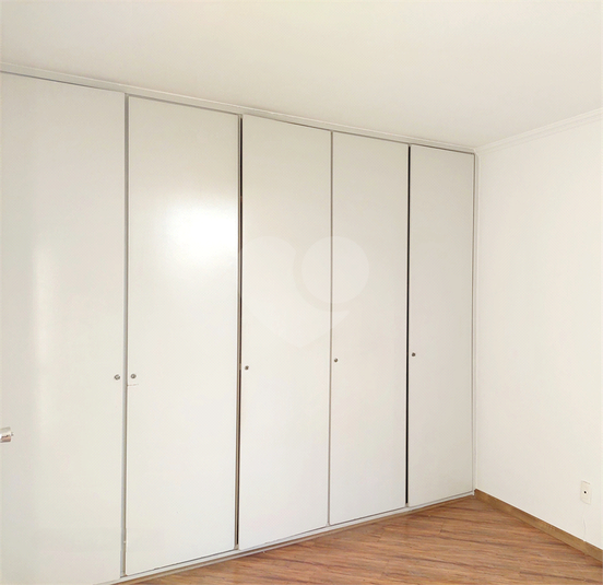 Foto REO1112562