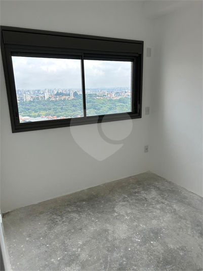 Foto REO1112563
