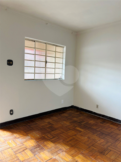 Foto REO1112567