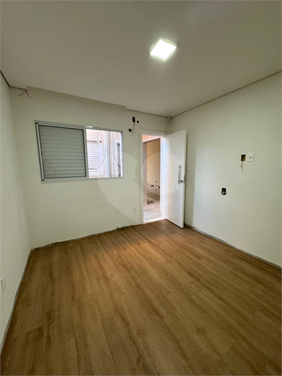 Foto REO1112569