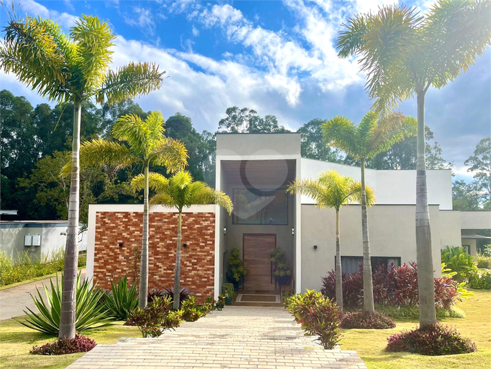 Foto REO1112588