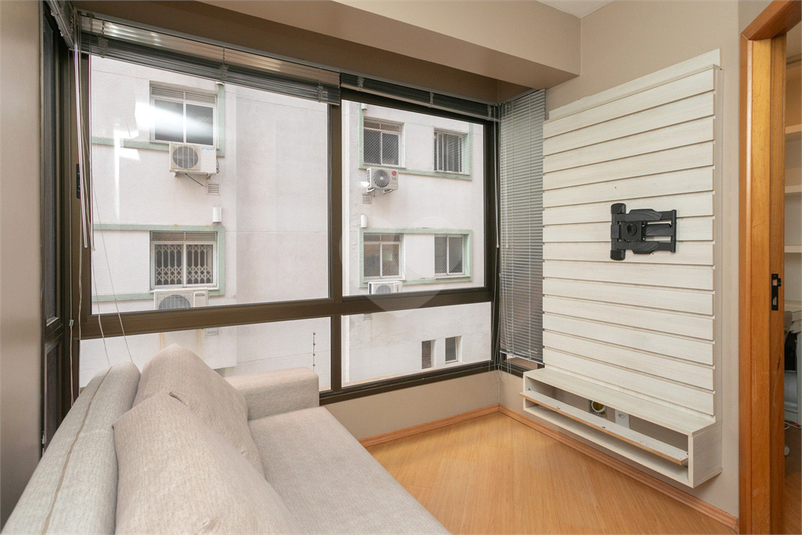 Foto REO1112589