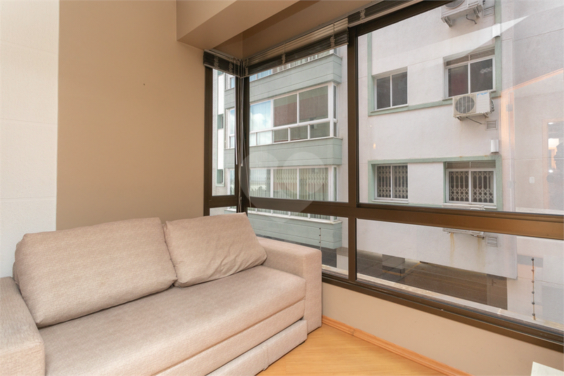 Foto REO1112589