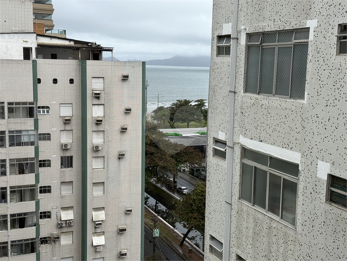 Foto REO1112590