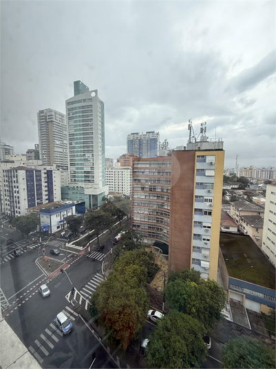 Foto REO1112590
