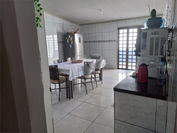 Foto REO1112595