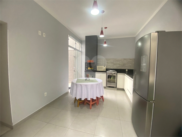Foto REO1112627