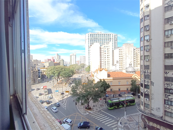Foto REO1112628