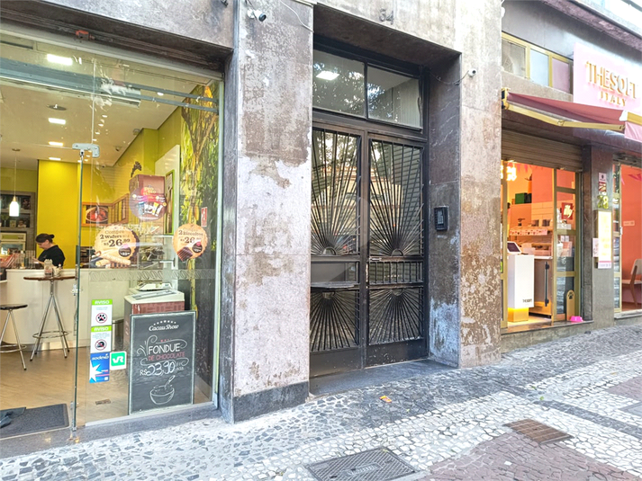 Foto REO1112628
