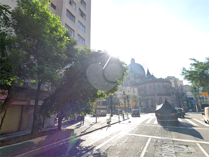 Foto REO1112628