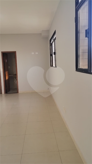 Foto REO1112635