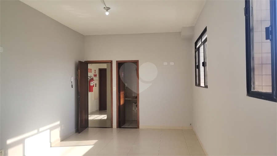Foto REO1112635